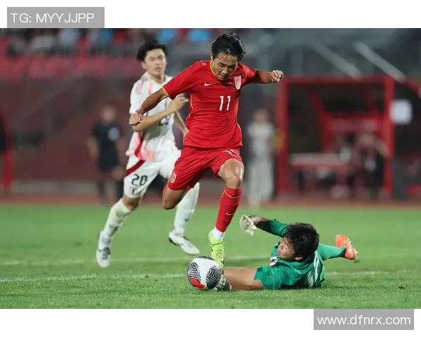 中国足球队与关岛队球员对比分析及比赛展望